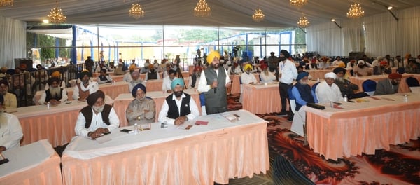 सिक्खी मेरी पहचान फाउंडेशन व भारतीय सिक्ख संगठन ने आशियाना स्थित एक क्लब में बृहस्पतिवार को विच सिक्खी मेरी पहचान फाउंडेशन व भारतीय सिक्ख संगठन ने आशियाना स्थित एक क्लब में बृहस्पतिवार को विच