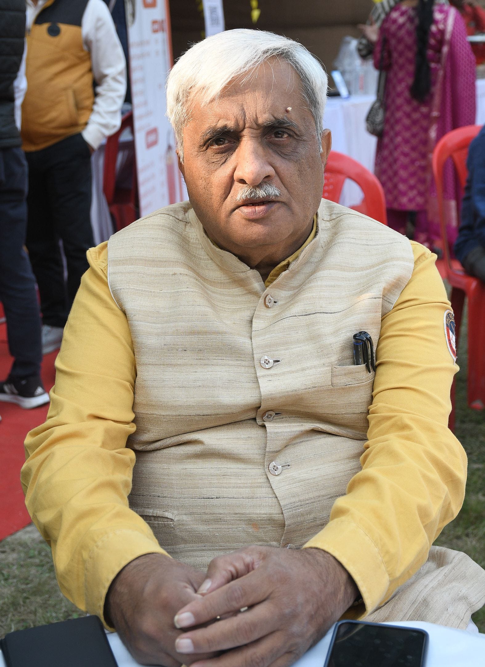 भगवान बिरसा मुंडा की 150वीं जयंती के अवसर पर गोमतीनगर स्थित इंदिरा गांधी प्रतिष्ठान परिसर में ज भगवान बिरसा मुंडा की 150वीं जयंती के अवसर पर गोमतीनगर स्थित इंदिरा गांधी प्रतिष्ठान परिसर में ज