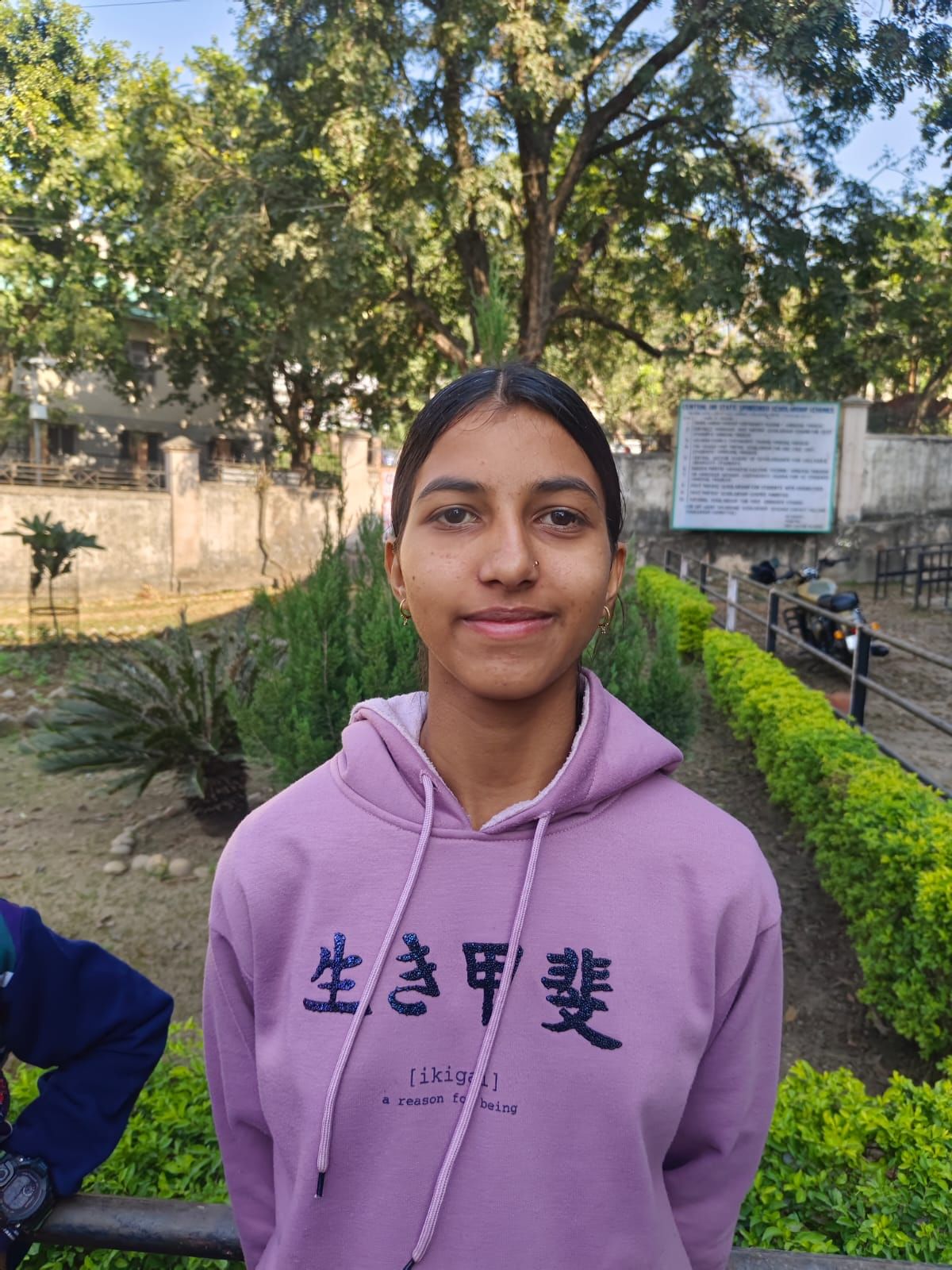 बिलासपुर कॉलेज में अतुल माहेश्वरी परीक्षा देते बच्चे। संवाद बिलासपुर कॉलेज में अतुल माहेश्वरी परीक्षा देते बच्चे। संवाद