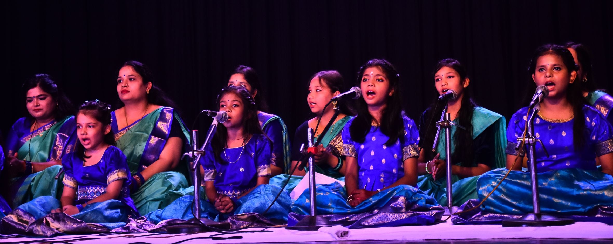 बिरजू महाराज कथक संस्थान की ओर से राय उमानाथ बली प्रेक्षागृह में शनिवार को कार्यक्रम हुआ। 