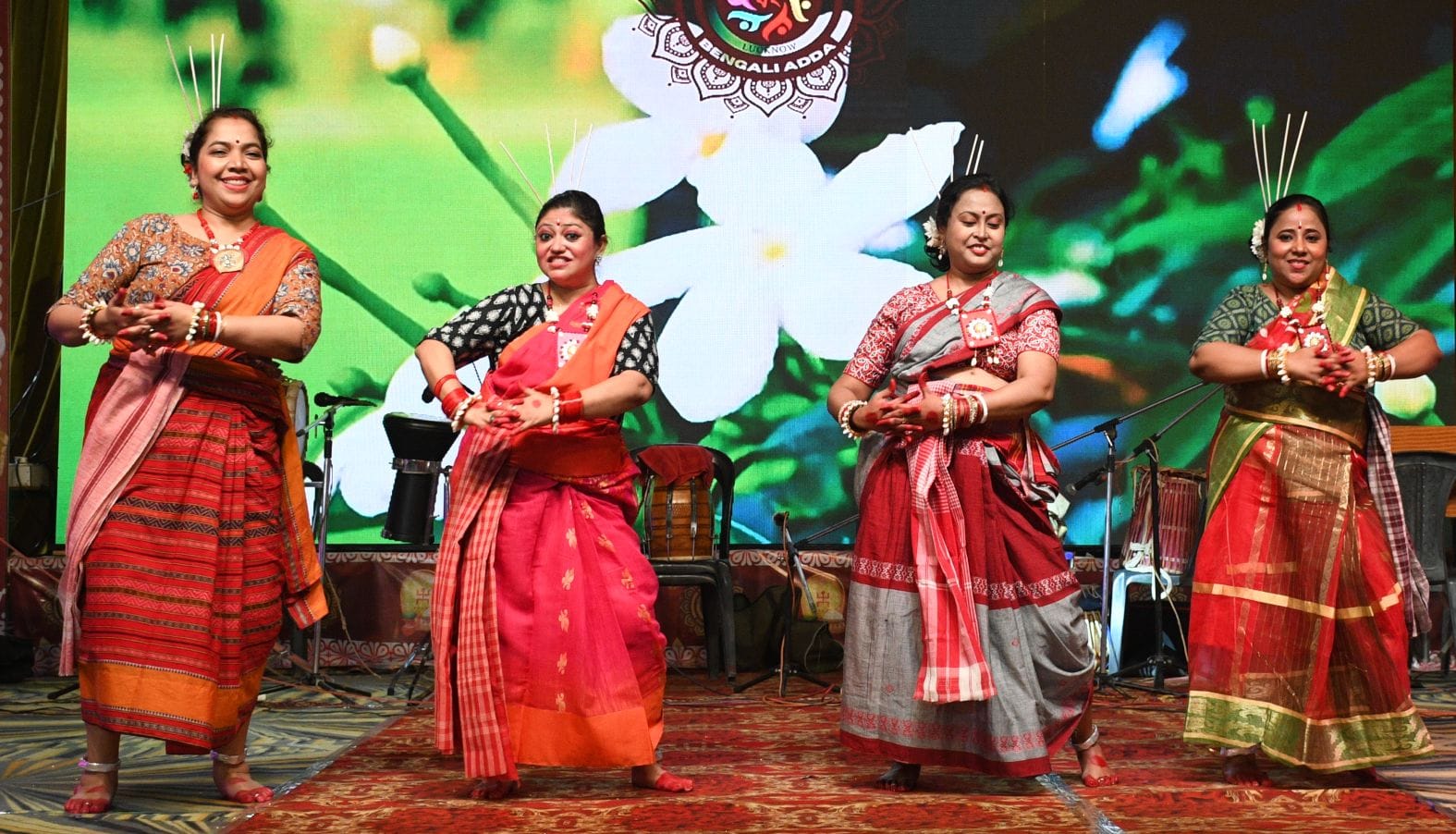 बंगाली वेलफेयर सोसाइटी की ओर से बादशाहनगर रेलवे मैदान में रविवार को बॉन्ग फेस्ट सीजन-3 के अंति बंगाली वेलफेयर सोसाइटी की ओर से बादशाहनगर रेलवे मैदान में रविवार को बॉन्ग फेस्ट सीजन-3 के अंति
