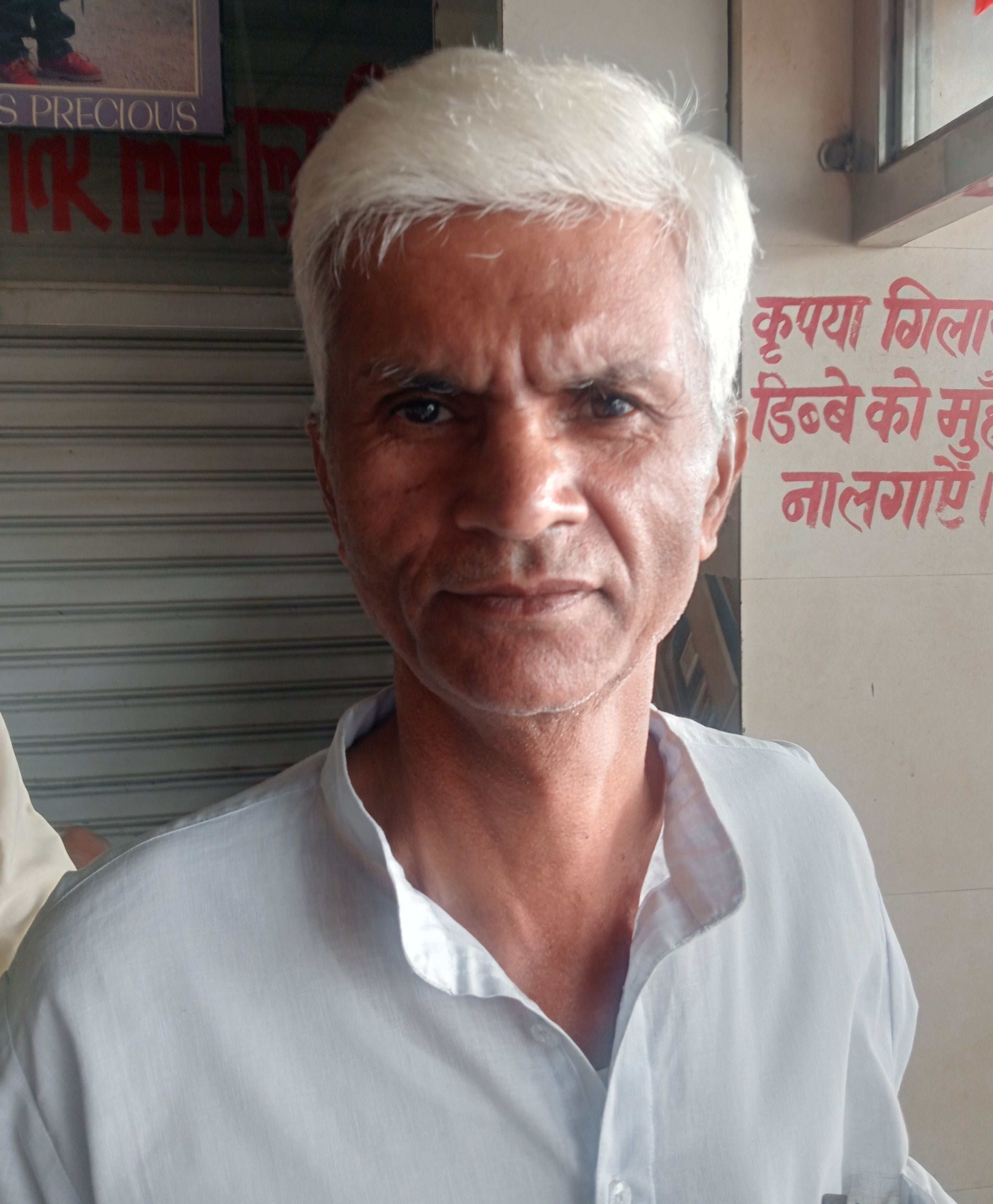 फोटो 10- सोनीपत स्टेशन के प्लेटफार्म एक पर यात्रियों को पानी पिलाते नर सेवा, नारायण सेवा समिति फोटो 10- सोनीपत स्टेशन के प्लेटफार्म एक पर यात्रियों को पानी पिलाते नर सेवा, नारायण सेवा समिति