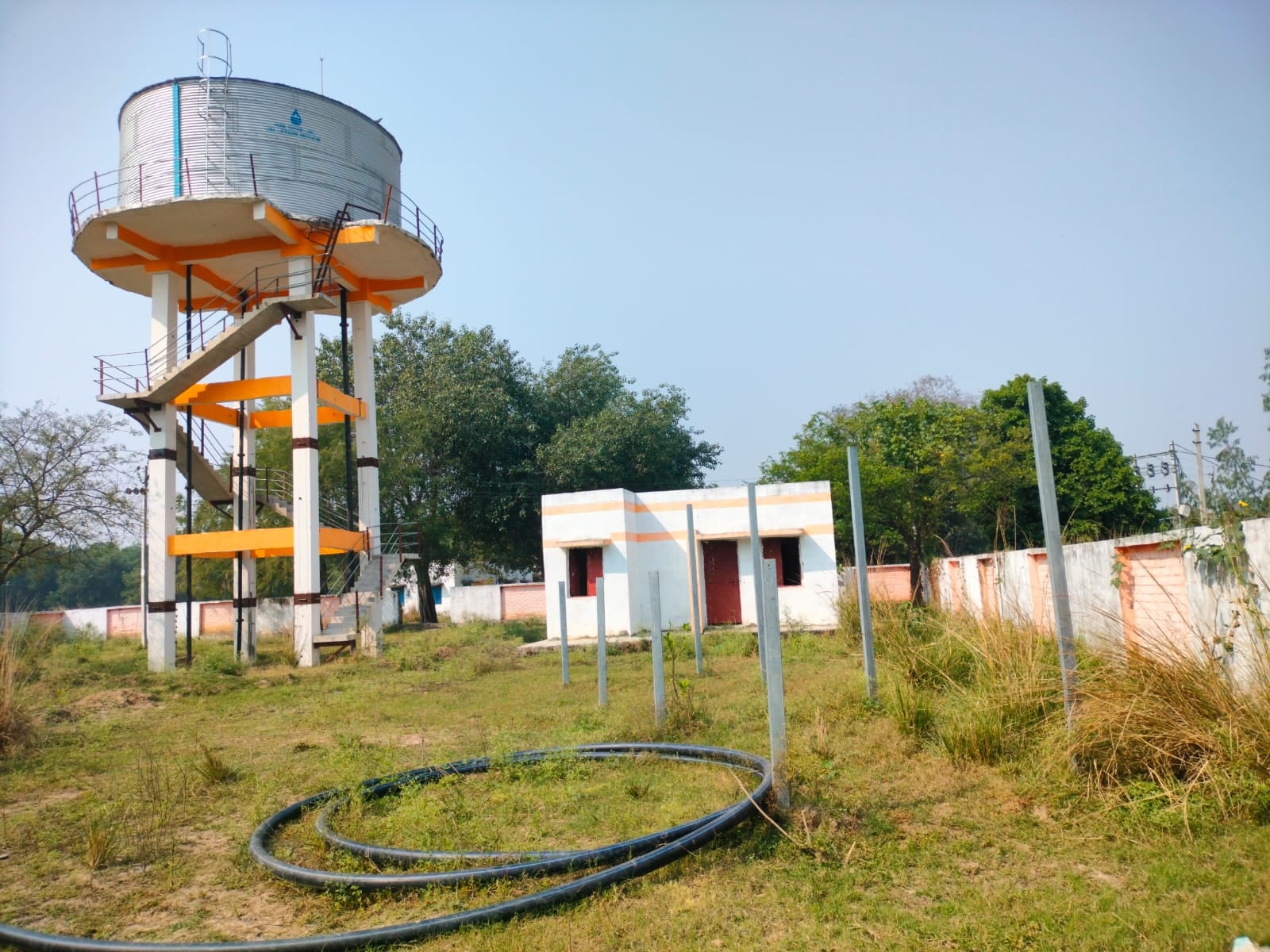 फोटो - 24 पिरौना गांव में लगाई गई टोंटी। संवाद