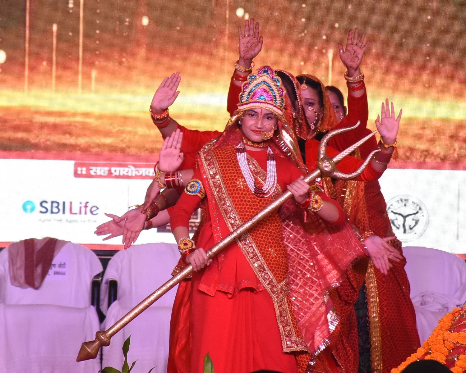 उत्तराखंड महोत्सव के आठवें दिन रविवार की छुट्टी के चलते दर्शकों की संख्या सर्वाधिक रही। हजारों उत्तराखंड महोत्सव के आठवें दिन रविवार की छुट्टी के चलते दर्शकों की संख्या सर्वाधिक रही। हजारों