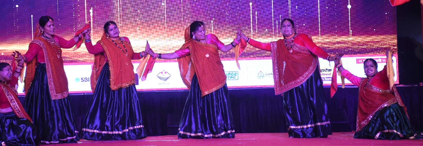 उत्तराखंड महोत्सव में कलाकारों की शानदार प्रस्तुतियों ने दर्शकों को किया मंत्रमुग्ध। -संवाद