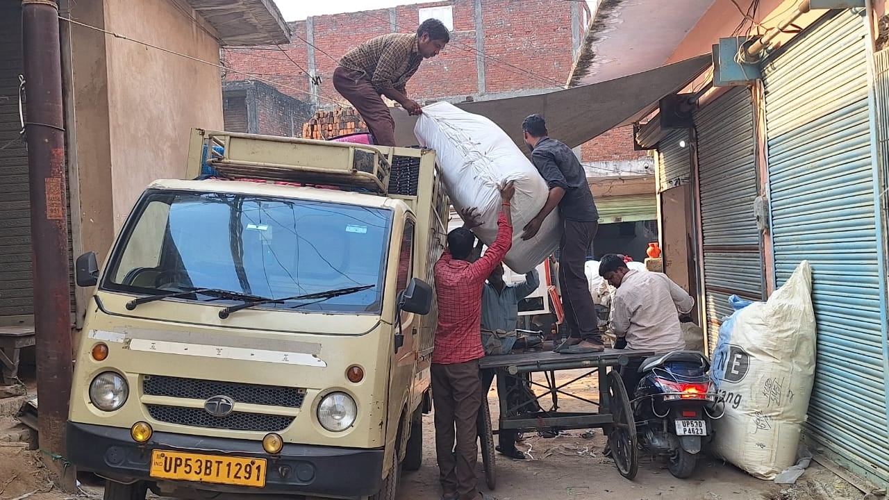 वकील अहमद,  थोक व्यापारी