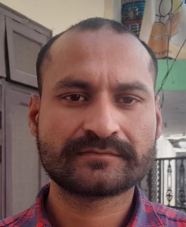 फुरकान बेग। फुरकान बेग।