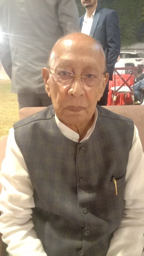 फोटो :36: सोनीपत में बीसवां मील-बहादुरगढ़ स्टेट पर हाईवे पर भरा दूषित पानी। संवाद