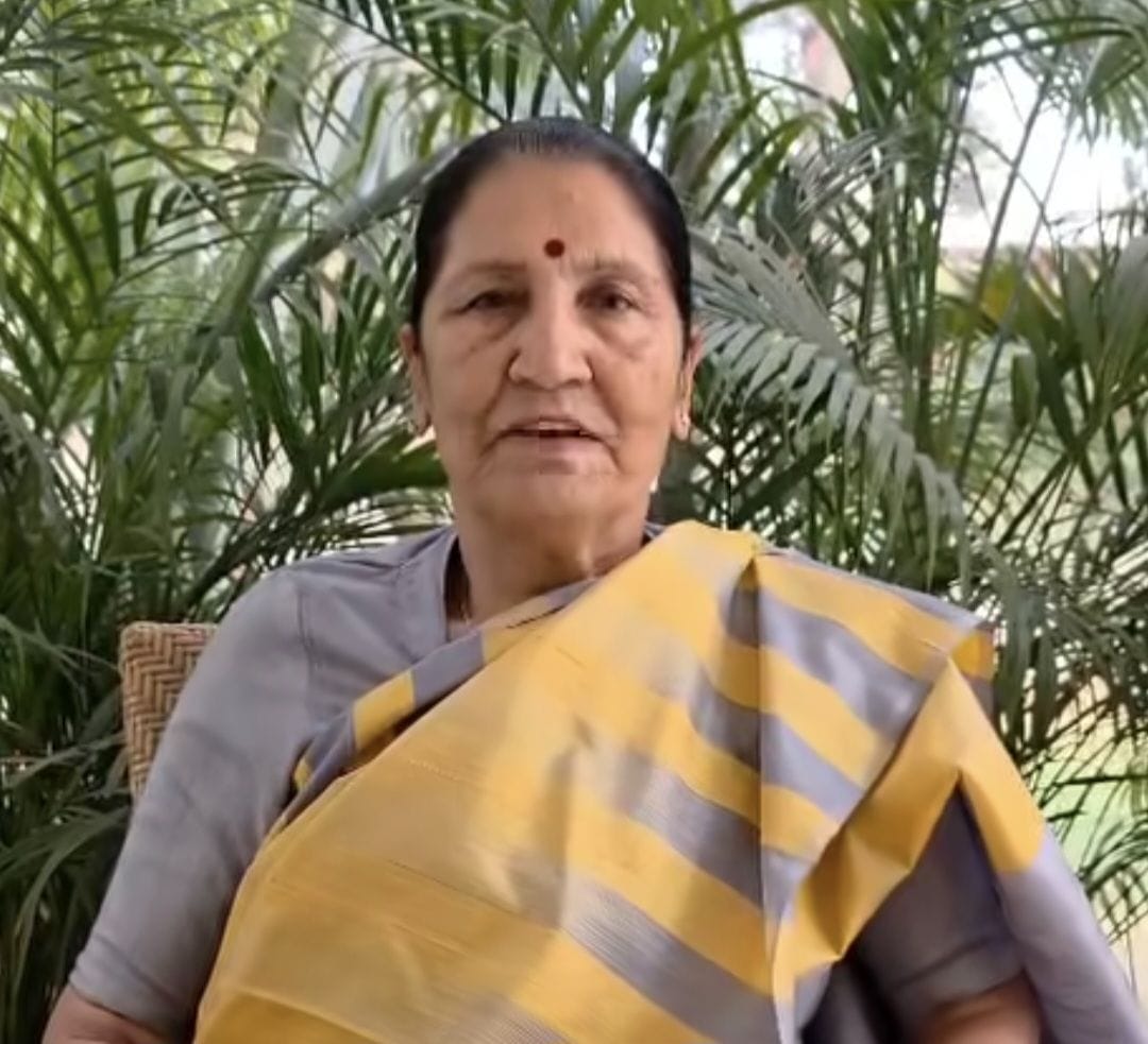 फोटो :36: सोनीपत में बीसवां मील-बहादुरगढ़ स्टेट पर हाईवे पर भरा दूषित पानी। संवाद