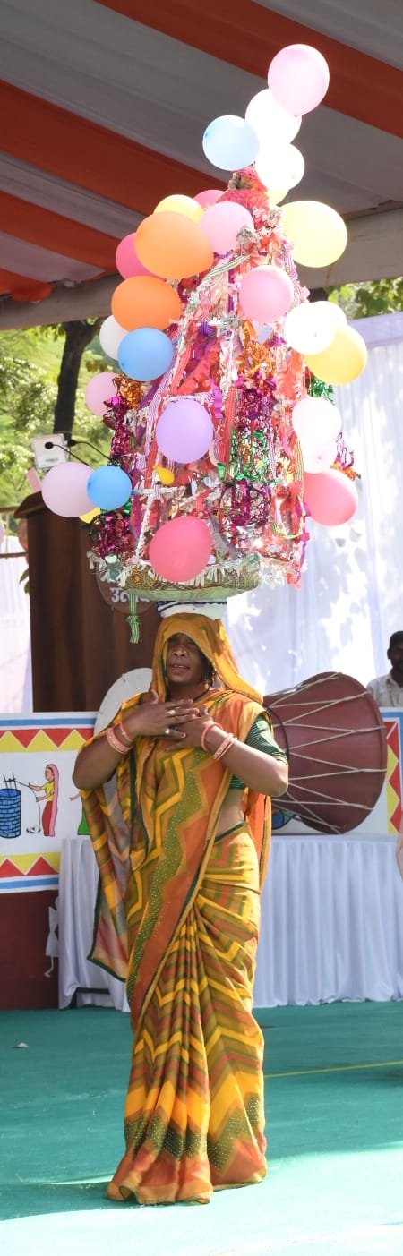 गोमतीनगर स्थित इंदिरा गांधी प्रतिष्ठान में 13 से 18 नवंबर तक चले जनजाति भागीदारी उत्सव का मंगलव गोमतीनगर स्थित इंदिरा गांधी प्रतिष्ठान में 13 से 18 नवंबर तक चले जनजाति भागीदारी उत्सव का मंगलव