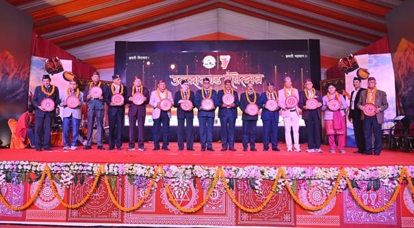 उत्तराखंड गौरव सम्मान से नवाजी गईं विभूतियां उत्तराखंड गौरव सम्मान से नवाजी गईं विभूतियां