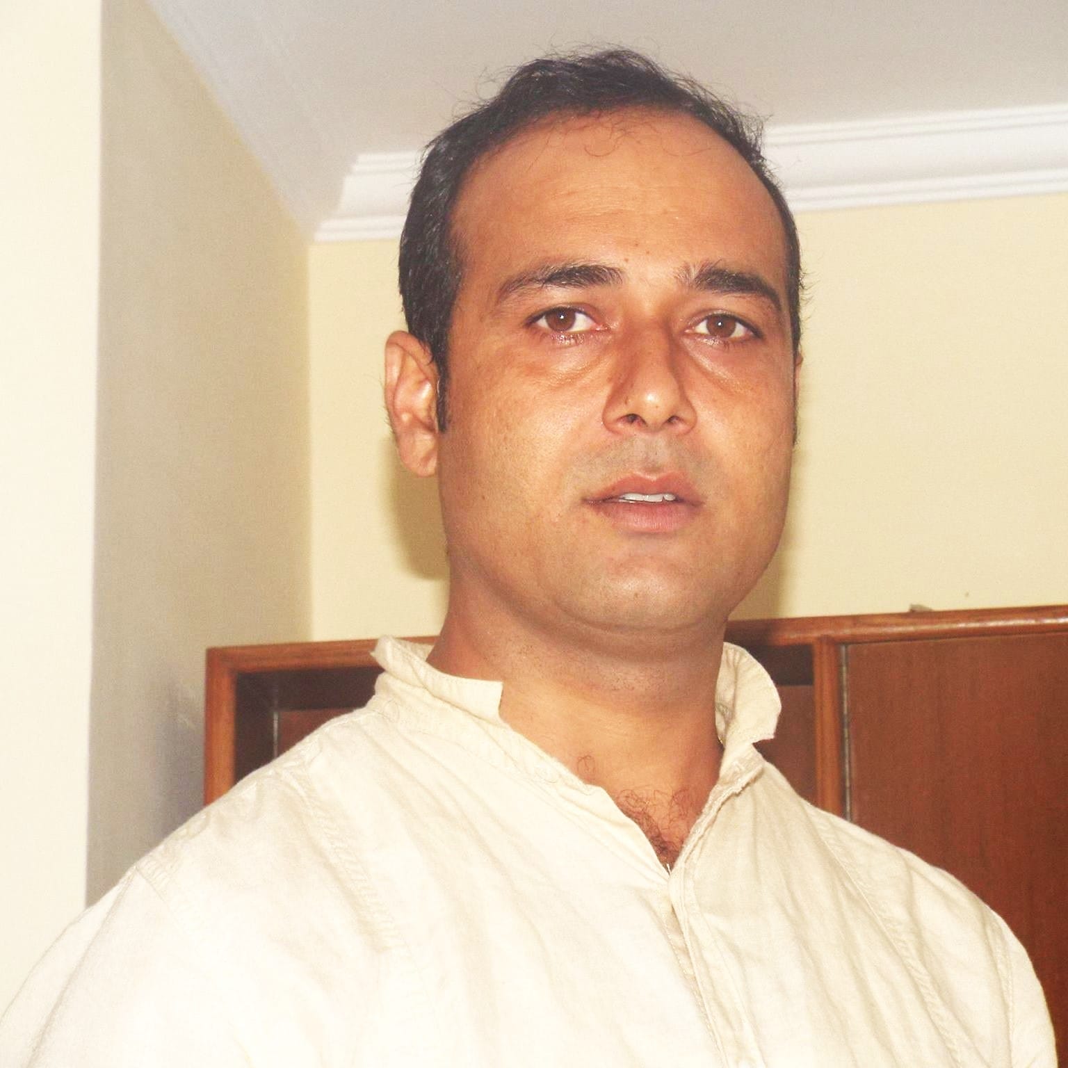 सांबा के सिडको चौक में जारी धीमे निर्माण कार्य के चलते रेंगते वाहन सांबा के सिडको चौक में जारी धीमे निर्माण कार्य के चलते रेंगते वाहन