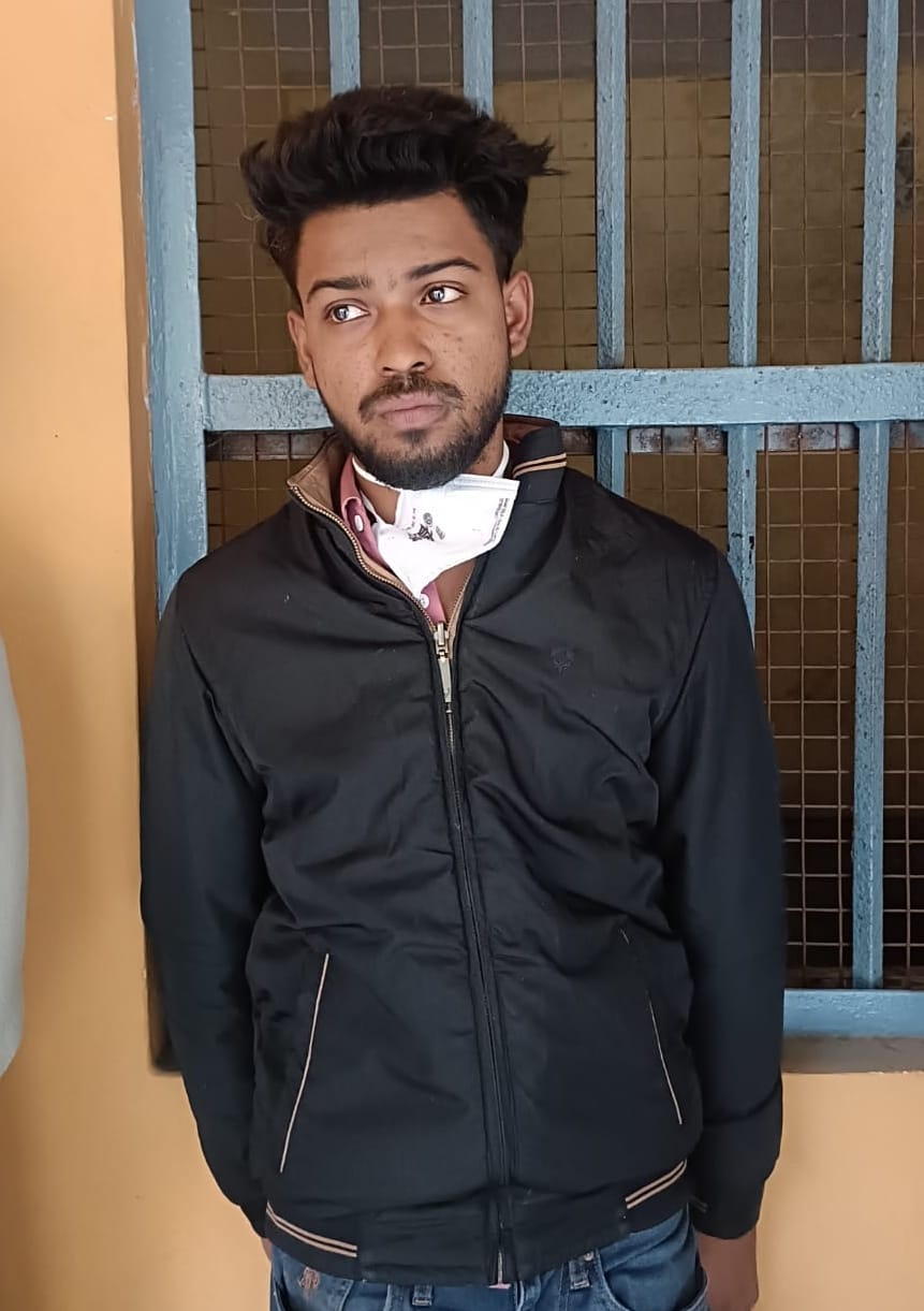 पकड़े गए आरोपी शिवम, सूरज, आकाश और मुदित। पकड़े गए आरोपी शिवम, सूरज, आकाश और मुदित।
