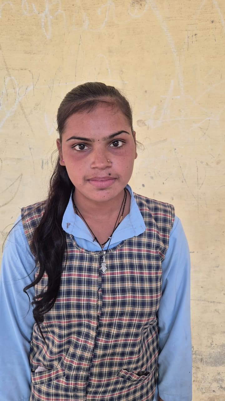 फोटो-15 गौतम बुद्ध इंटर कॉलेज मतापुर में पुलिस पाठशाला में बोलते सीओ मोहम्दाबाद अजय वर्मा, प्रभ फोटो-15 गौतम बुद्ध इंटर कॉलेज मतापुर में पुलिस पाठशाला में बोलते सीओ मोहम्दाबाद अजय वर्मा, प्रभ