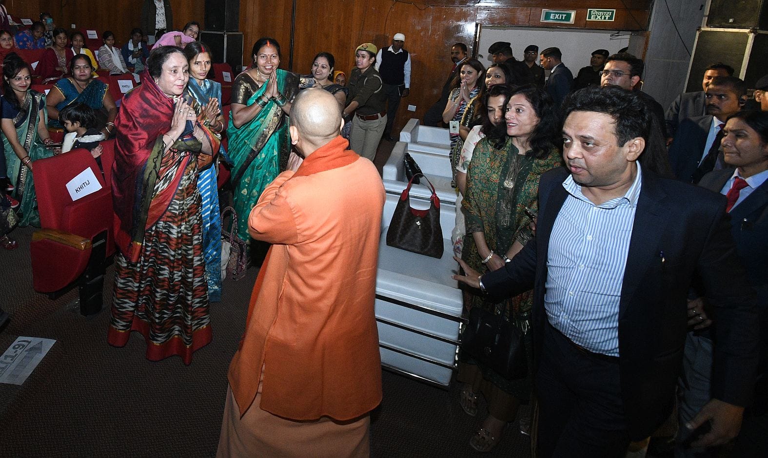 इंदिरा गांधी प्रतिष्ठान में शुक्रवार को हुआ फिक्की फ्लो का राष्ट्रीय अधिवेशन। इंदिरा गांधी प्रतिष्ठान में शुक्रवार को हुआ फिक्की फ्लो का राष्ट्रीय अधिवेशन।