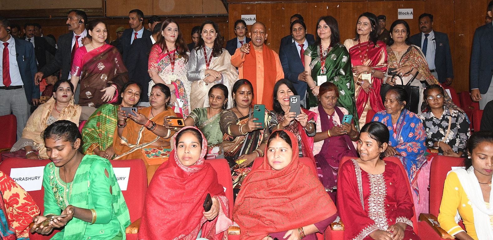 इंदिरा गांधी प्रतिष्ठान में शुक्रवार को हुआ फिक्की फ्लो का राष्ट्रीय अधिवेशन। इंदिरा गांधी प्रतिष्ठान में शुक्रवार को हुआ फिक्की फ्लो का राष्ट्रीय अधिवेशन।