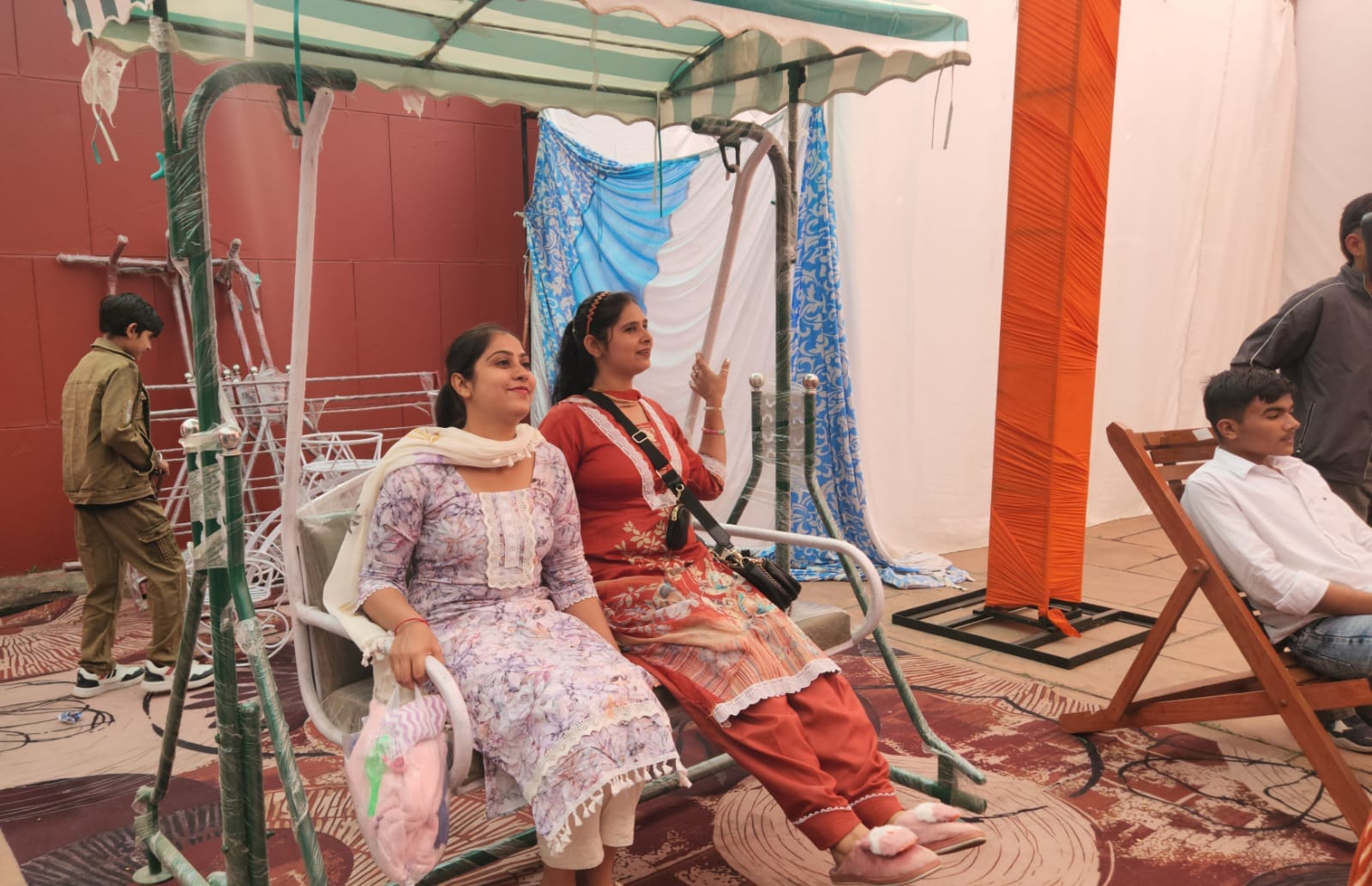 कुरुक्षेत्र। जेल विभाग की स्टाल। संवाद