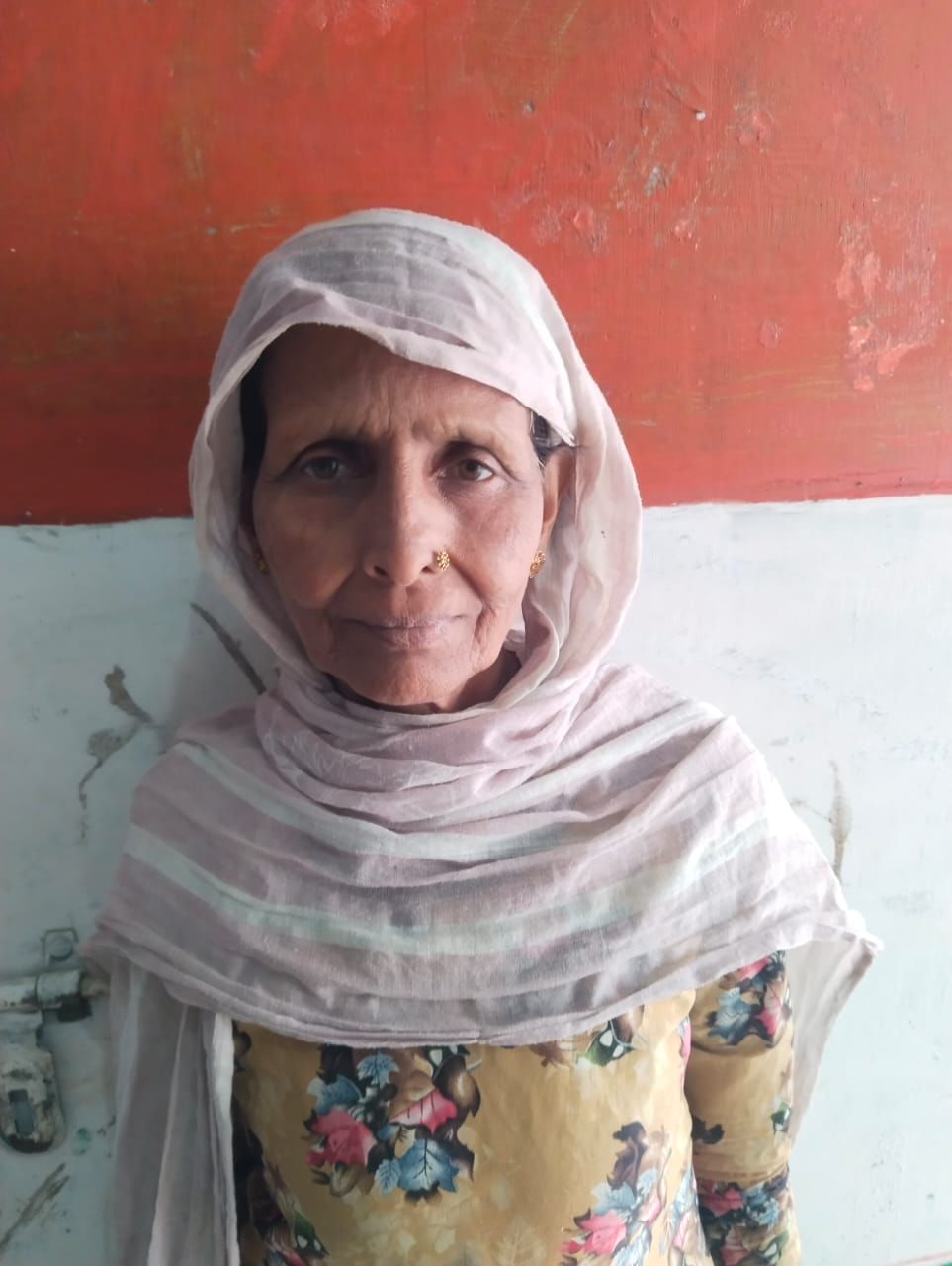 पानी टंकी के इसी स्थान पर बनाया जाना है आउटलेट। संवाद