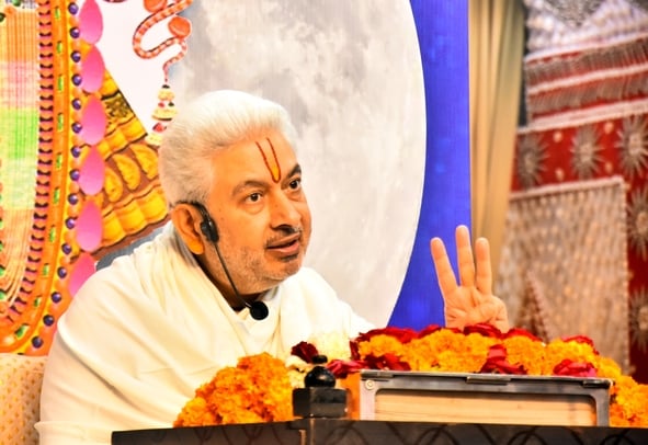 श्री श्याम मंदिर में श्रीमद्भागवत कथा के दूसरे दिन रविवार को कथावाचक किरीट भाई ने भक्ति का महत् श्री श्याम मंदिर में श्रीमद्भागवत कथा के दूसरे दिन रविवार को कथावाचक किरीट भाई ने भक्ति का महत्
