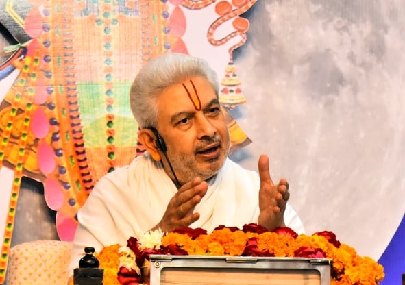 श्री श्याम मंदिर में श्रीमद्भागवत कथा के दूसरे दिन रविवार को कथावाचक किरीट भाई ने भक्ति का महत् श्री श्याम मंदिर में श्रीमद्भागवत कथा के दूसरे दिन रविवार को कथावाचक किरीट भाई ने भक्ति का महत्