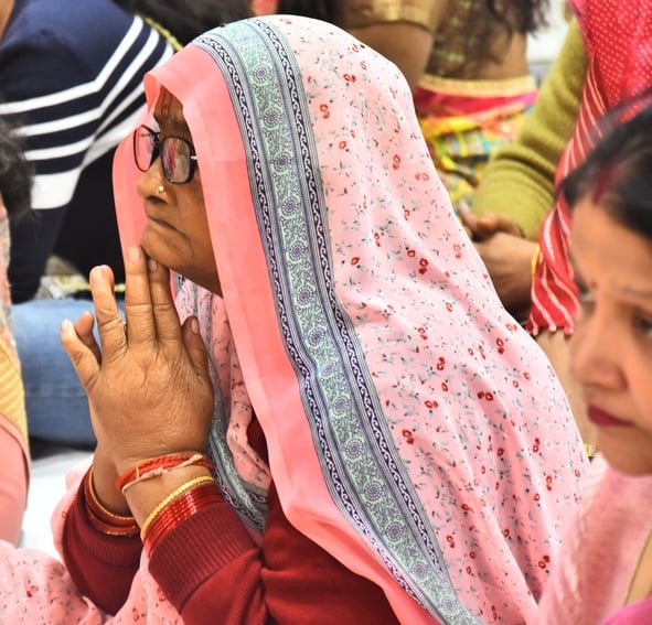 श्री श्याम मंदिर में श्रीमद्भागवत कथा के दूसरे दिन रविवार को कथावाचक किरीट भाई ने भक्ति का महत् श्री श्याम मंदिर में श्रीमद्भागवत कथा के दूसरे दिन रविवार को कथावाचक किरीट भाई ने भक्ति का महत्