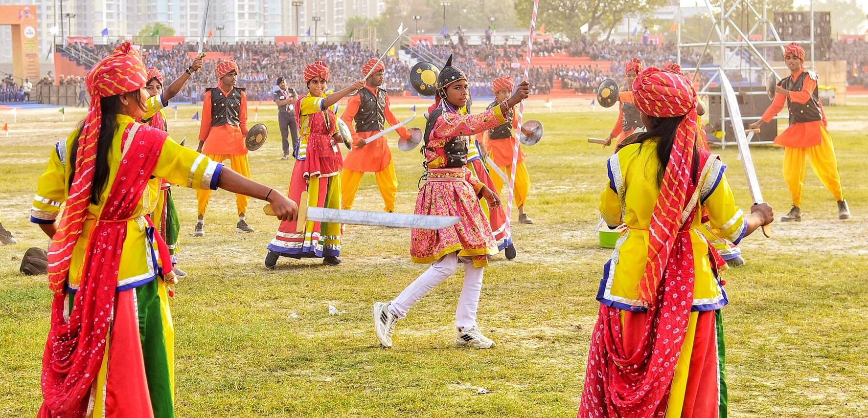 राज्यपाल ने स्काउट गाइड का ध्वजारोहण कर जंबूरी का औपचारिक उद्घाटन किया। राज्यपाल ने स्काउट गाइड का ध्वजारोहण कर जंबूरी का औपचारिक उद्घाटन किया।