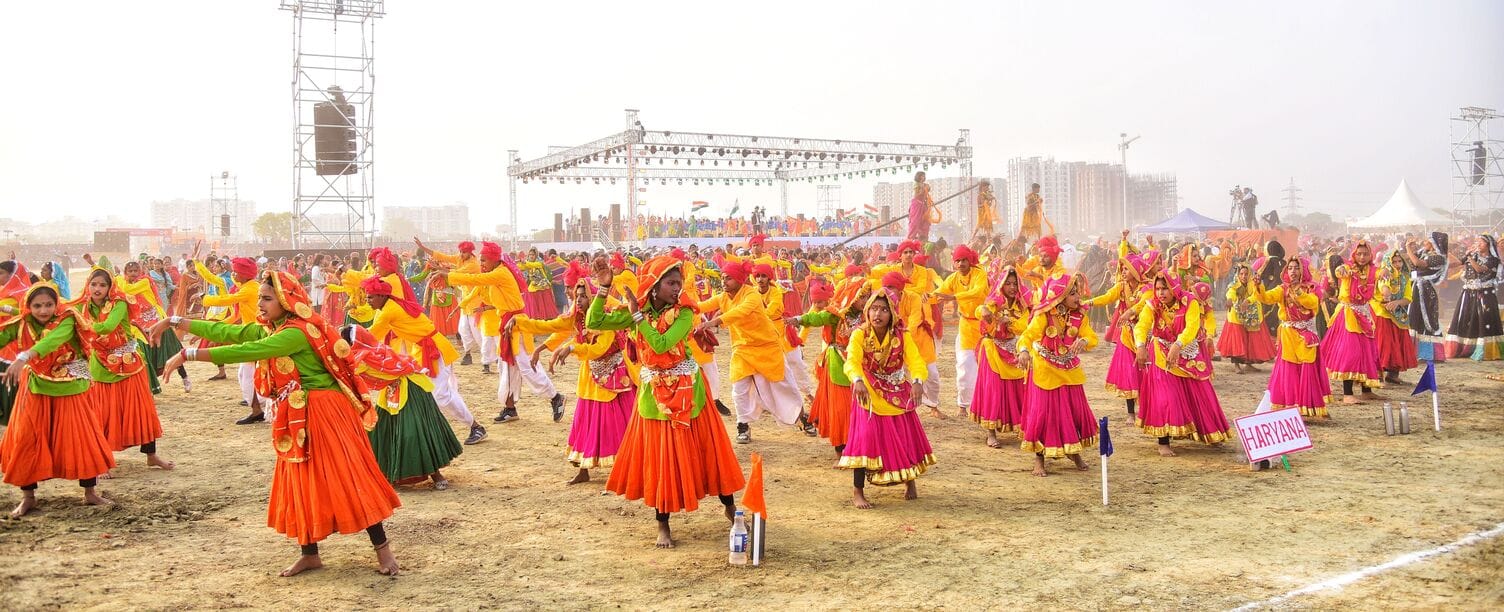 राज्यपाल ने स्काउट गाइड का ध्वजारोहण कर जंबूरी का औपचारिक उद्घाटन किया। राज्यपाल ने स्काउट गाइड का ध्वजारोहण कर जंबूरी का औपचारिक उद्घाटन किया।