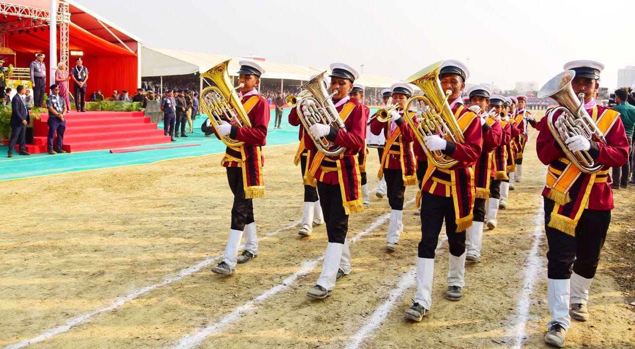 राज्यपाल ने स्काउट गाइड का ध्वजारोहण कर जंबूरी का औपचारिक उद्घाटन किया। राज्यपाल ने स्काउट गाइड का ध्वजारोहण कर जंबूरी का औपचारिक उद्घाटन किया।