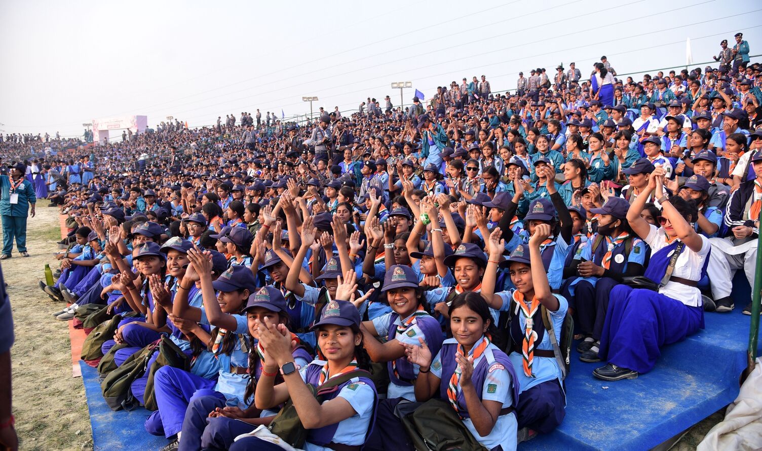 वृंदावन स्थित डिफेंस एक्सपो ग्राउंड में 19वें भारत स्काउट्स एंड गाइड्स के वार्षिक सम्मेलन जंबूर