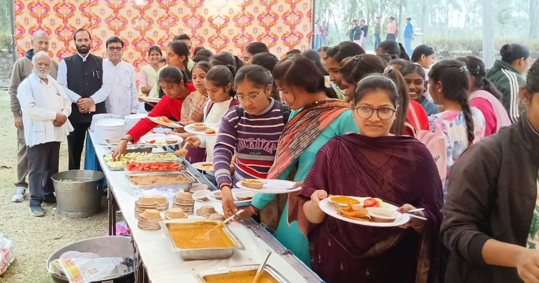 25केएलटी1: सांख्य योग दर्शन पर आयोजित सेमिनार में बोलते समिति के महासचिव 25केएलटी1: सांख्य योग दर्शन पर आयोजित सेमिनार में बोलते समिति के महासचिव
