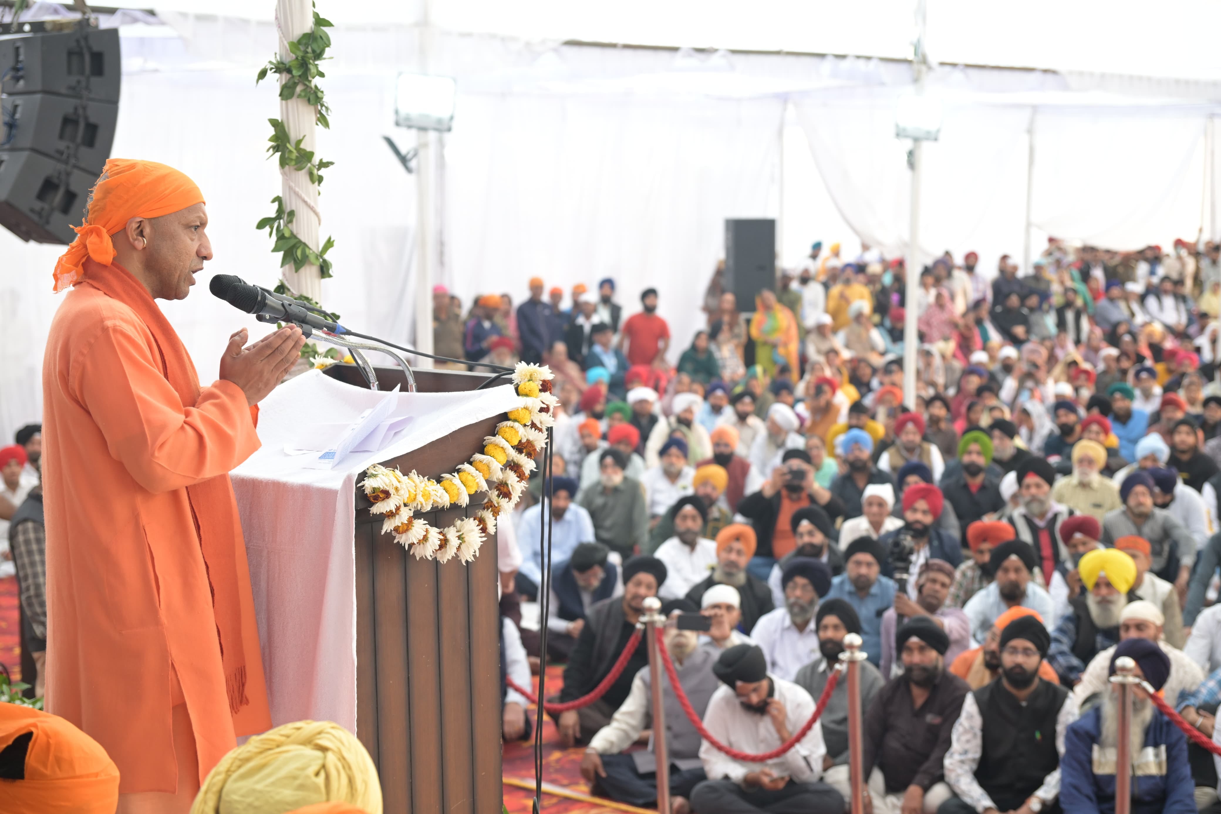 गुरु तेग बहादुर महाराज के 350वें शहीदी दिवस के अवसर पर शबाग के डीएवी कॉलेज में आयोजित विशेष गुर