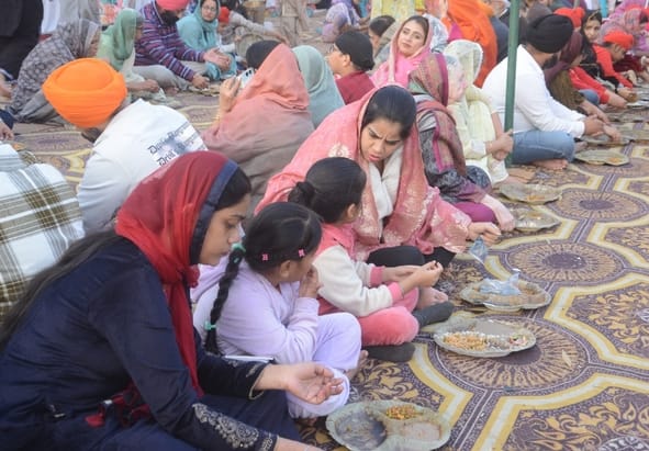 गुरु तेग बहादुर महाराज के 350वें शहीदी दिवस के अवसर पर शबाग के डीएवी कॉलेज में आयोजित विशेष गुर