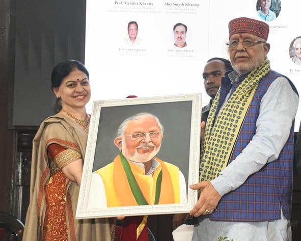 लखनऊ विश्वविद्यालय के 105वें स्थापना दिवस समारोह में पूर्व छात्र व योगी सरकार में वित्त मंत्री 