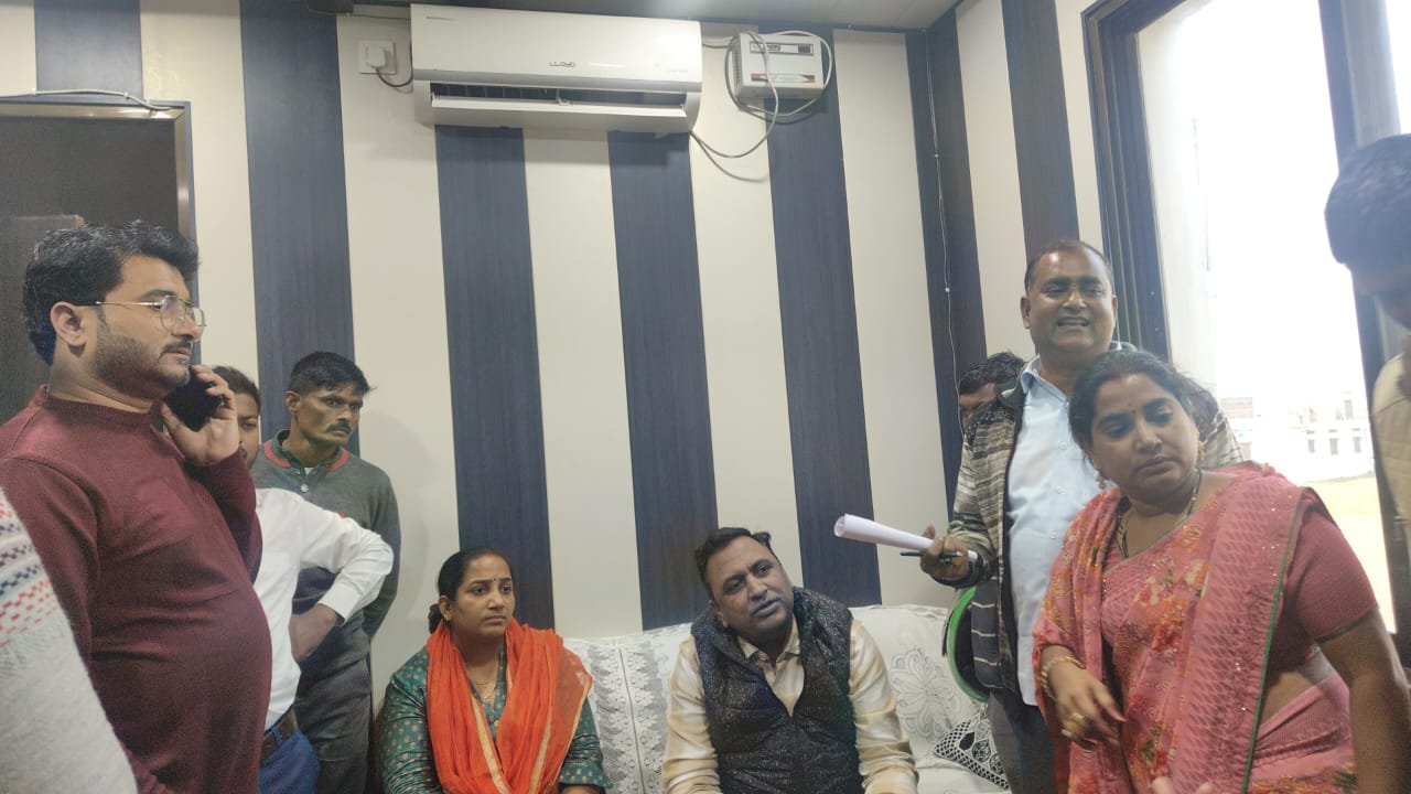 प्रसव के दौरान मृत पिंकी की फाइल फोटो