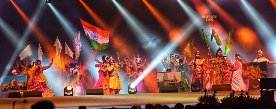 राष्ट्रीय जंबूरी में मंगलवार रात सांस्कृतिक आयोजन हुए। ड्रोन शो आकर्षण का केंद्र रहा। राष्ट्रीय जंबूरी में मंगलवार रात सांस्कृतिक आयोजन हुए। ड्रोन शो आकर्षण का केंद्र रहा।