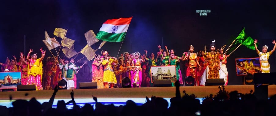 राष्ट्रीय जंबूरी में मंगलवार रात सांस्कृतिक आयोजन हुए। ड्रोन शो आकर्षण का केंद्र रहा। राष्ट्रीय जंबूरी में मंगलवार रात सांस्कृतिक आयोजन हुए। ड्रोन शो आकर्षण का केंद्र रहा।