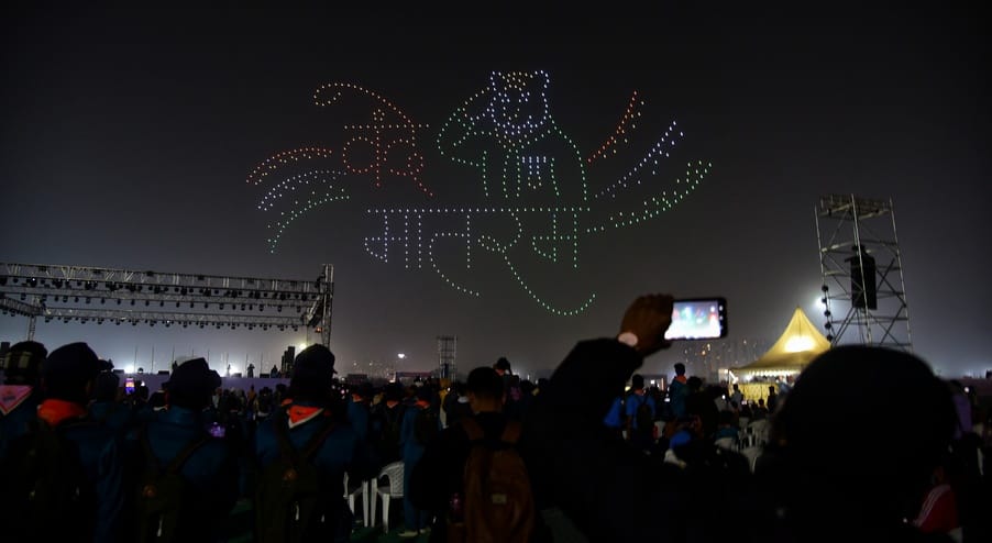 राष्ट्रीय जंबूरी में मंगलवार रात सांस्कृतिक आयोजन हुए। ड्रोन शो आकर्षण का केंद्र रहा। राष्ट्रीय जंबूरी में मंगलवार रात सांस्कृतिक आयोजन हुए। ड्रोन शो आकर्षण का केंद्र रहा।