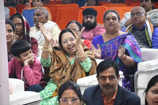 श्री खाटू श्याम मंदिर में श्रीमद्भागवत कथा के चौथे दिन कथावाचक किरीट भाई ने भक्त प्रहलाद की कथा