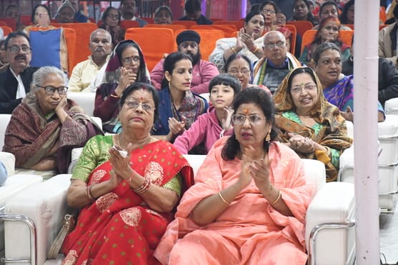 श्री खाटू श्याम मंदिर में श्रीमद्भागवत कथा के चौथे दिन कथावाचक किरीट भाई ने भक्त प्रहलाद की कथा