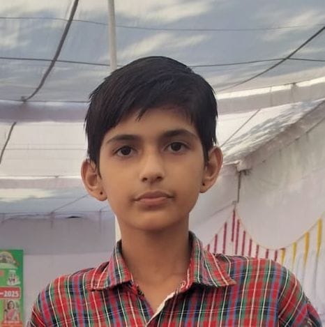 26जेएनडी32 : अर्जुन स्टेडियम के मैदान में लगा बास्केटबॉल पोल जिसकी हालत सही मिली। संवाद