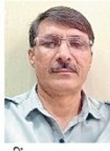 27जेएनडी10: शहर के रेलवे जंक्शन से नदारद पुलिस कर्मी। संवाद 27जेएनडी10: शहर के रेलवे जंक्शन से नदारद पुलिस कर्मी। संवाद