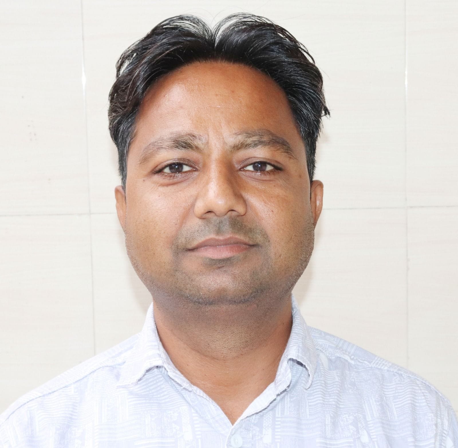 27जेएनडी10: शहर के रेलवे जंक्शन से नदारद पुलिस कर्मी। संवाद 27जेएनडी10: शहर के रेलवे जंक्शन से नदारद पुलिस कर्मी। संवाद