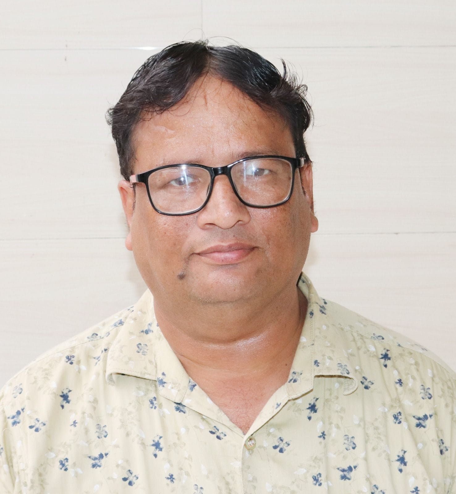 27जेएनडी10: शहर के रेलवे जंक्शन से नदारद पुलिस कर्मी। संवाद 27जेएनडी10: शहर के रेलवे जंक्शन से नदारद पुलिस कर्मी। संवाद