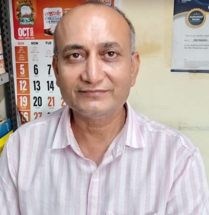 फोटो संख्या:73-पार्किंग न होने से शॉपिंग कॉम्प्लेक्स में खड़ी बाइकें--संवाद फोटो संख्या:73-पार्किंग न होने से शॉपिंग कॉम्प्लेक्स में खड़ी बाइकें--संवाद