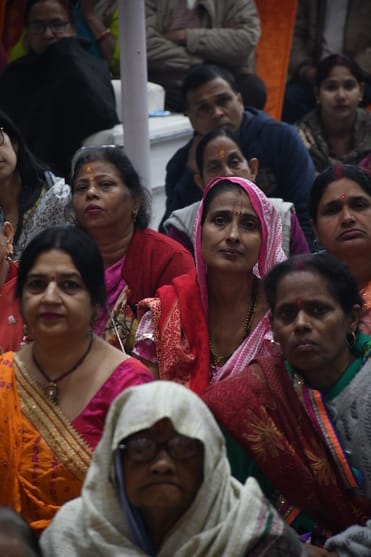 श्रीमद् भागवत कथा के पांचवें दिन बुधवार को कथावाचक किरीट भाई ने भगवान श्रीकृष्ण की बाल लीलाओं क