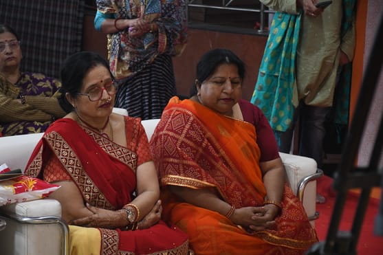 श्रीमद् भागवत कथा के पांचवें दिन बुधवार को कथावाचक किरीट भाई ने भगवान श्रीकृष्ण की बाल लीलाओं क