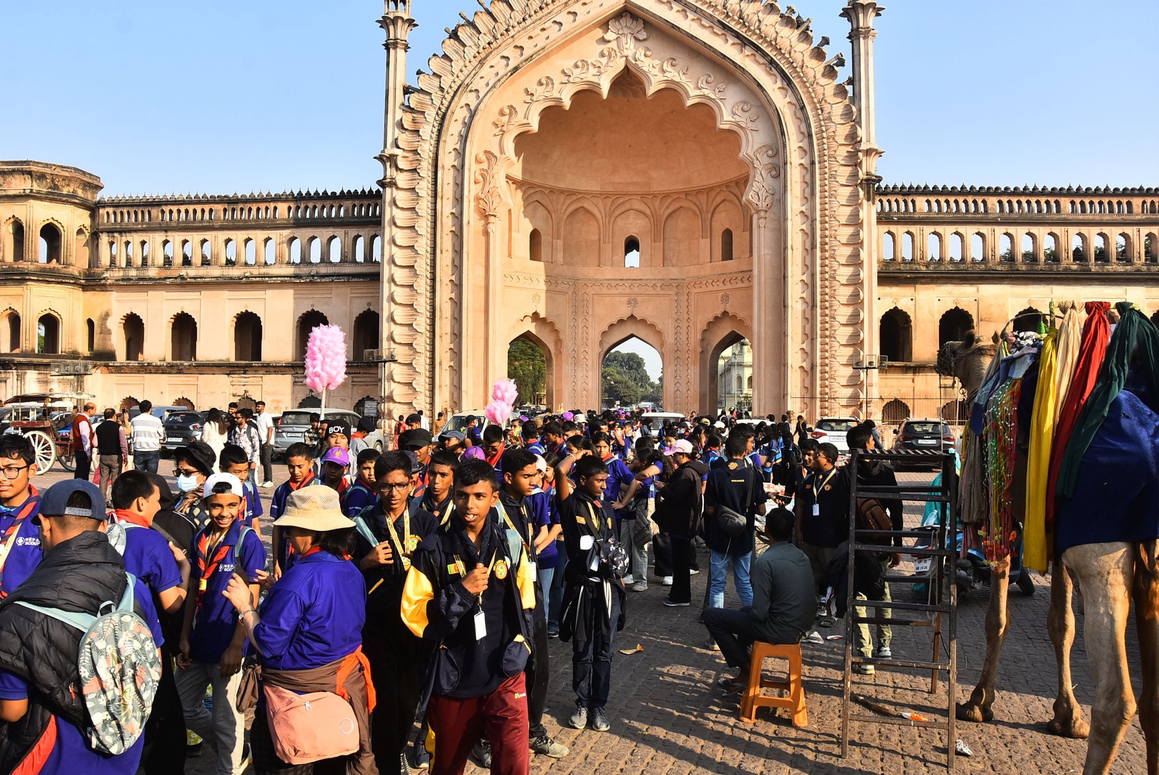 अवध की संस्कृति, खानपान व परिधान से रूबरू हुए 300 विदेशी स्काउट-गाइड अवध की संस्कृति, खानपान व परिधान से रूबरू हुए 300 विदेशी स्काउट-गाइड