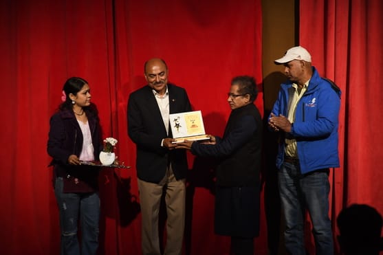 डर और पीपल का पेड़ मंचन से की व्यवस्था पर चोट डर और पीपल का पेड़ मंचन से की व्यवस्था पर चोट