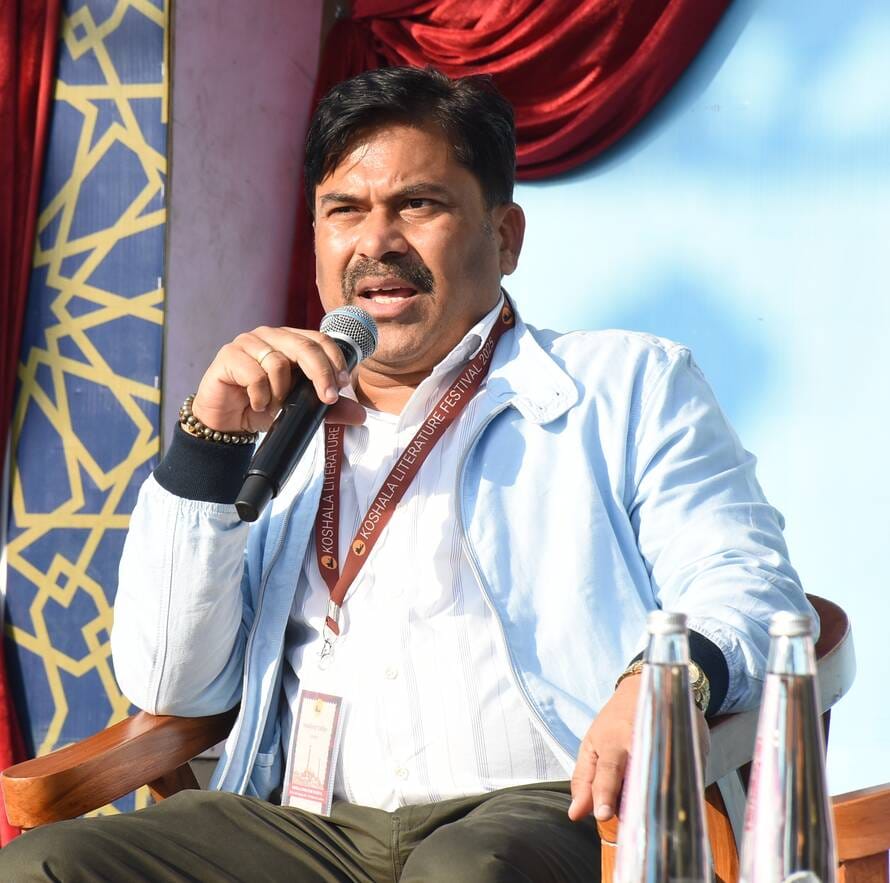 कोशल साहित्य महोत्सव में सजी कला-संस्कृति की महफिल कोशल साहित्य महोत्सव में सजी कला-संस्कृति की महफिल