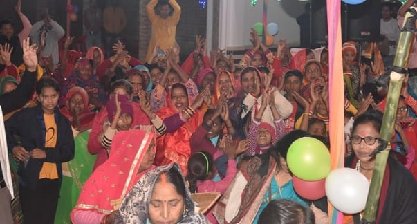 नई जेल रोड स्थित धरमावत खेड़ा में चल रही श्रीमद्भागवत कथा के आखिरी दिन बृहस्पतिवार को सुदामा चर नई जेल रोड स्थित धरमावत खेड़ा में चल रही श्रीमद्भागवत कथा के आखिरी दिन बृहस्पतिवार को सुदामा चर